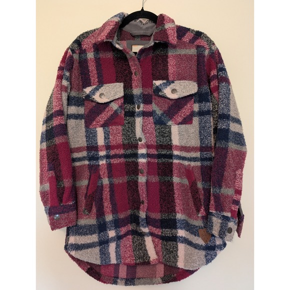 Legendary Whitetails Jackets & Blazers - Legendary Whitetails Womens Small Plaid Sherpa Fleece Shacket Jacket Berry Pink
